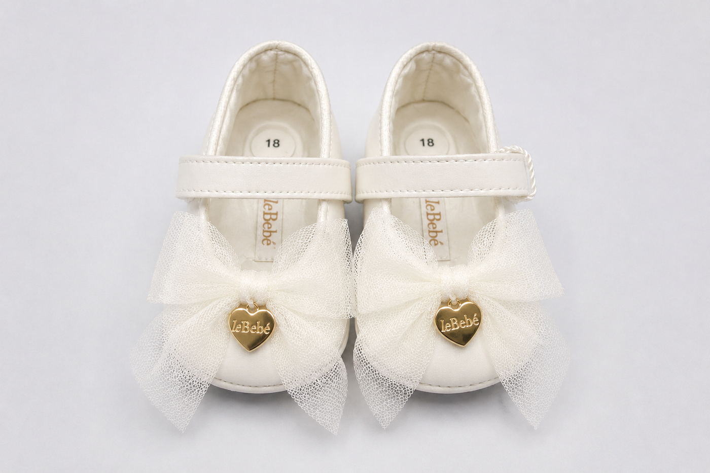 Ballerine Neonata Avorio con Cinturino, Fiocco in Tulle e Cuore – Le Bebé