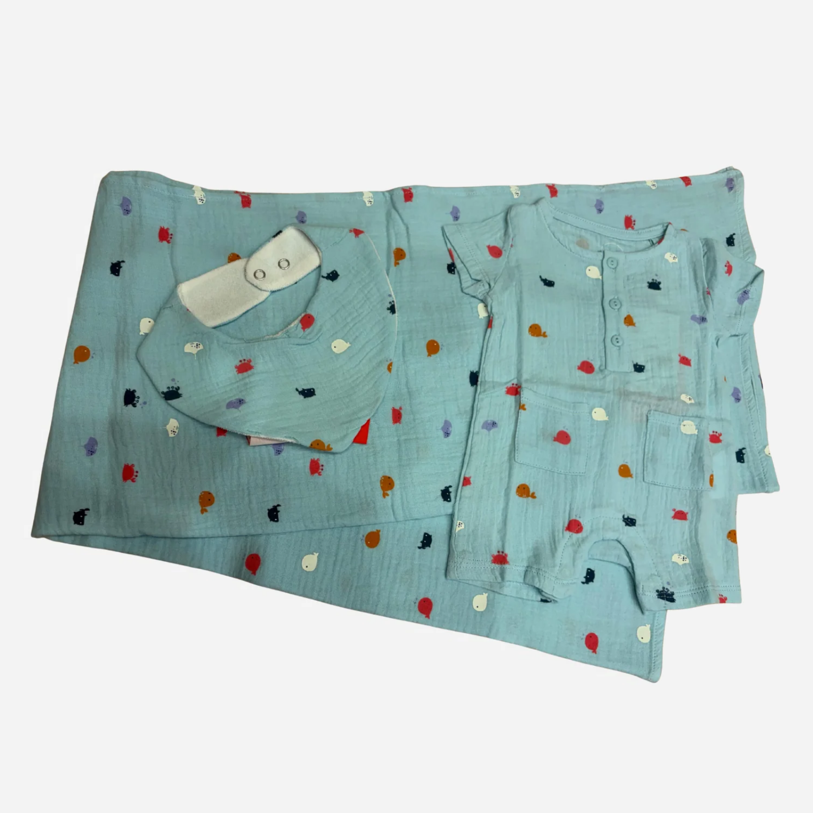 Set Neonato Azzurro in Mussola con Completo e Cappellino