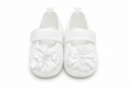 Ballerine Neonata Bianche con Pizzo e Fiocco in Raso – Le Bebé