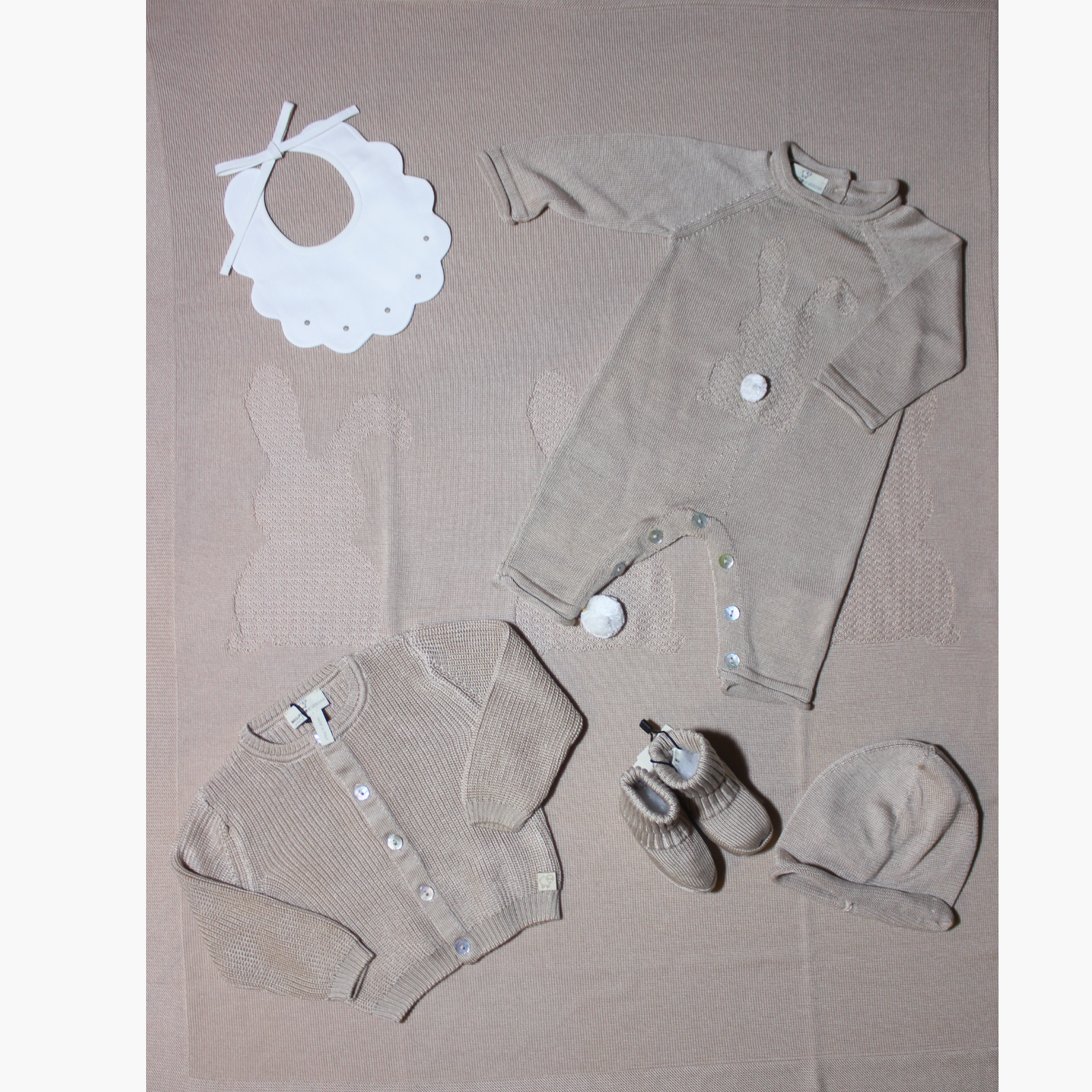Set Nascita Neonato - con Copertina, Tutina e Accessori