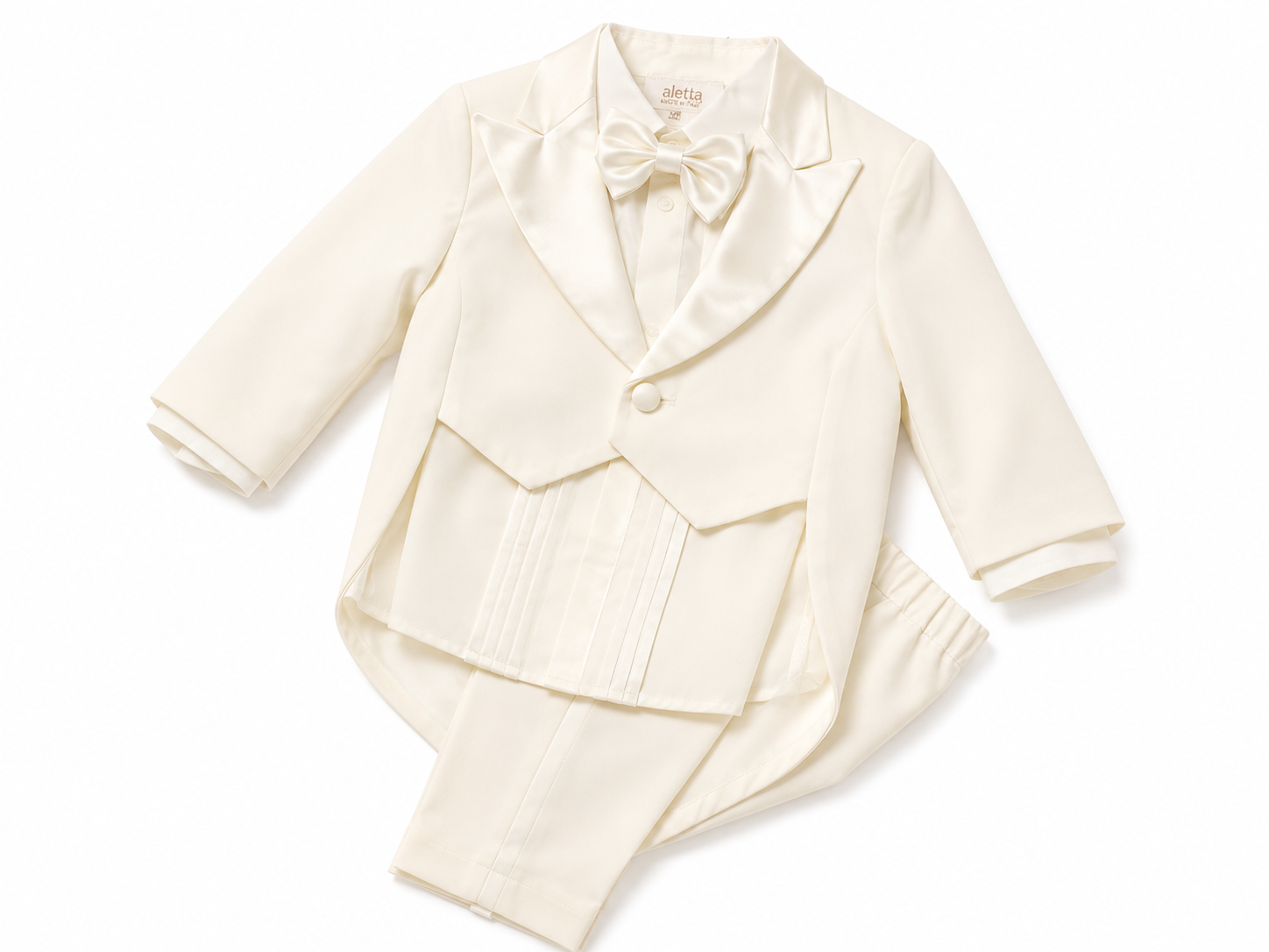 Completo smoking Aletta da bambino color panna con giacca, camicia, pantalone e papillon